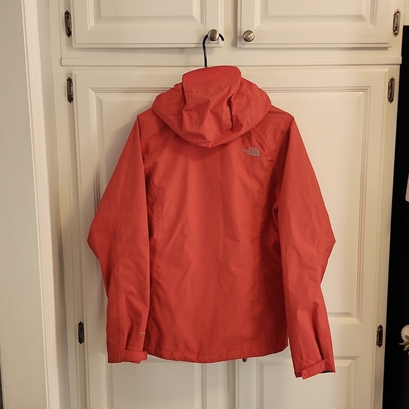 North Face women's winter jacket - Picture 3 of 4
